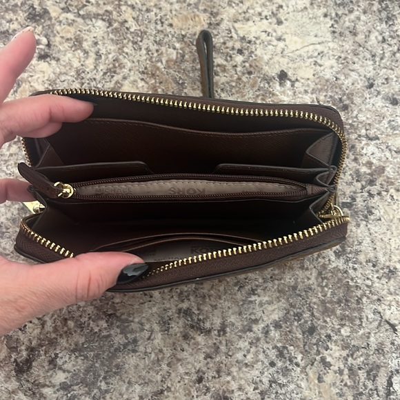 Wallet - Picture 3 of 3